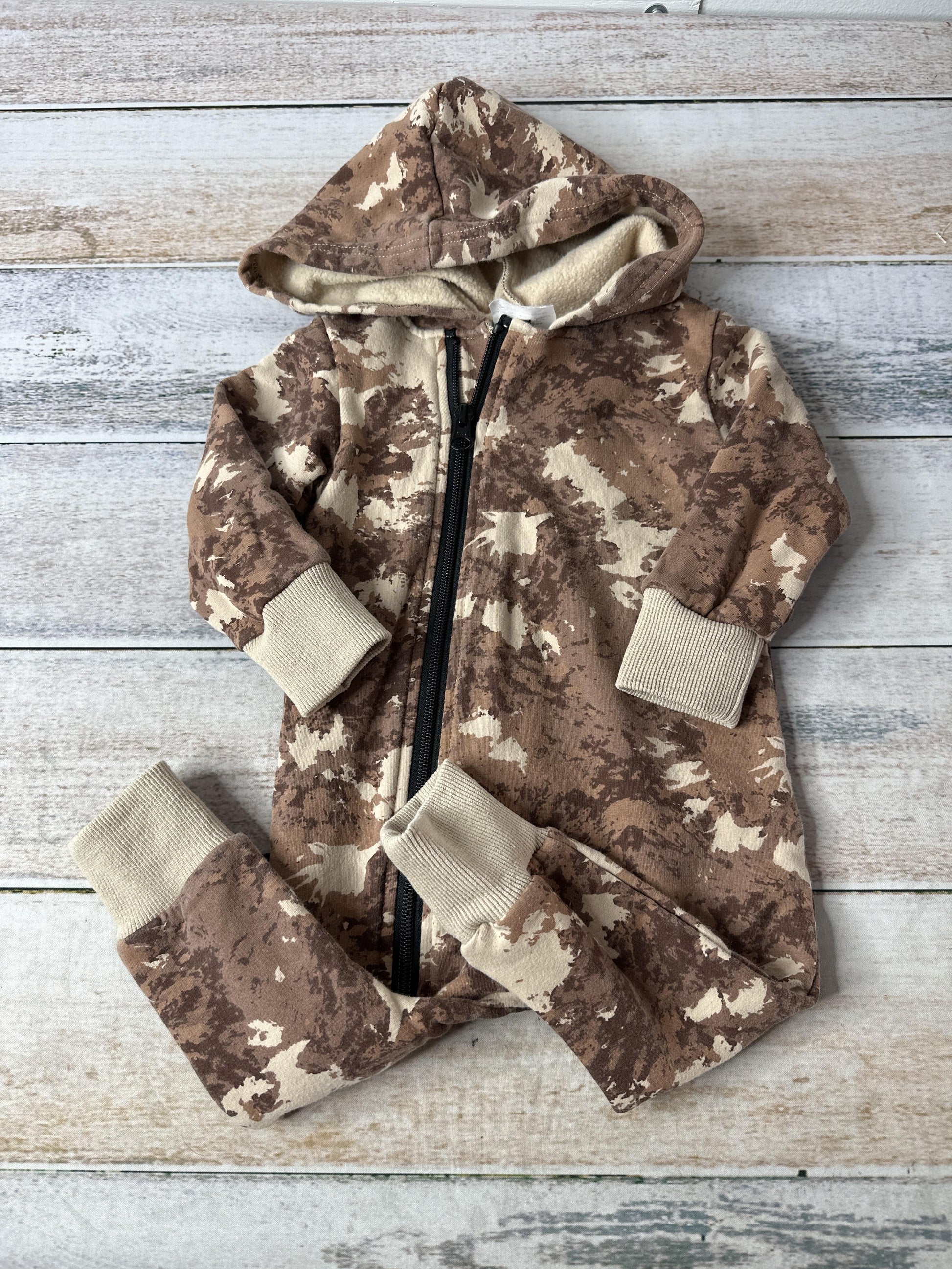 Tiny Tribe Boys Brown | Camo Long Sleeve Outfit Size: 9-12 Months Brown | Camo