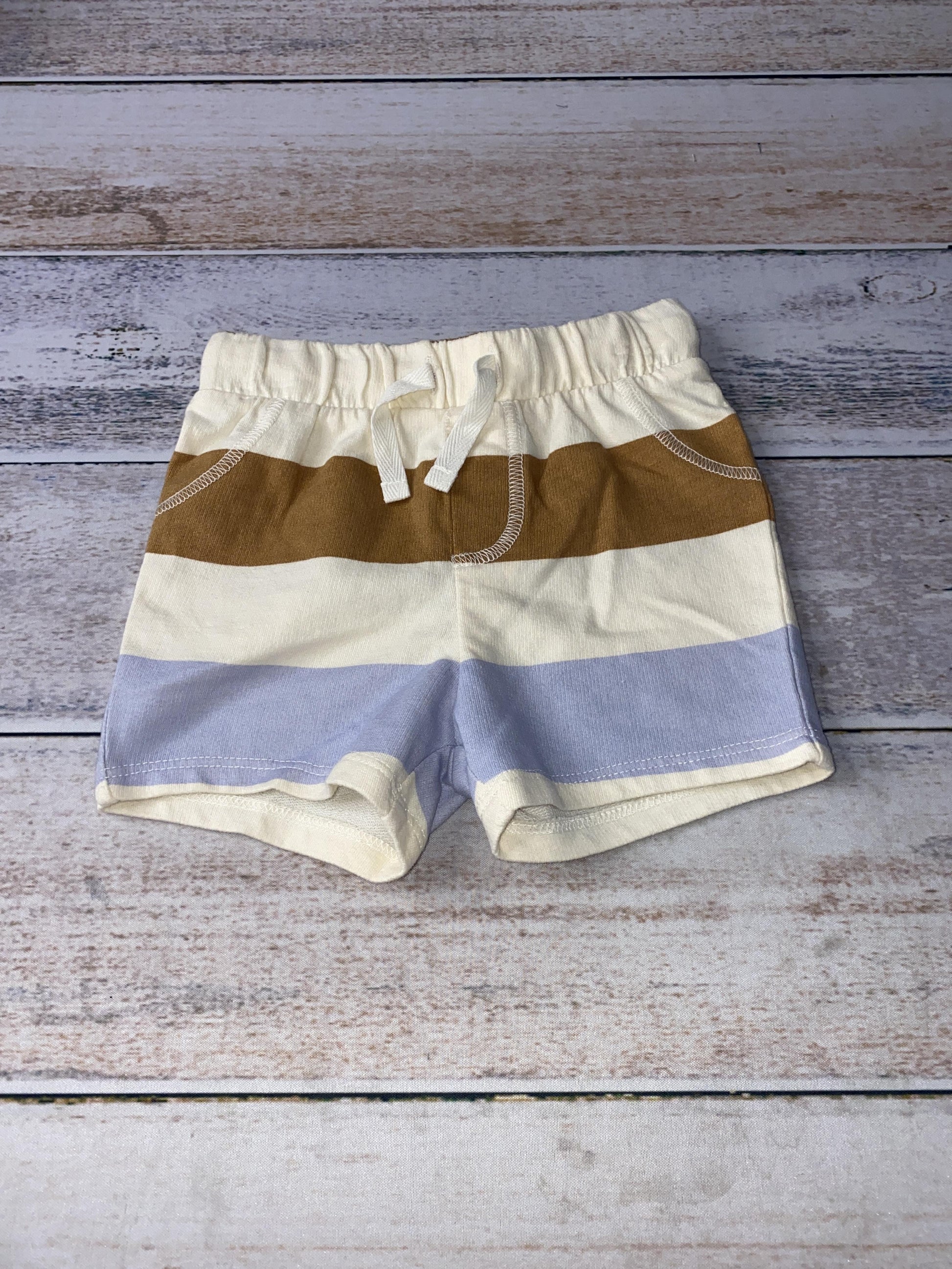 Nordstrom Boys Brown | cream | Light Blue Shorts Size: 6 months Brown | cream | Light Blue