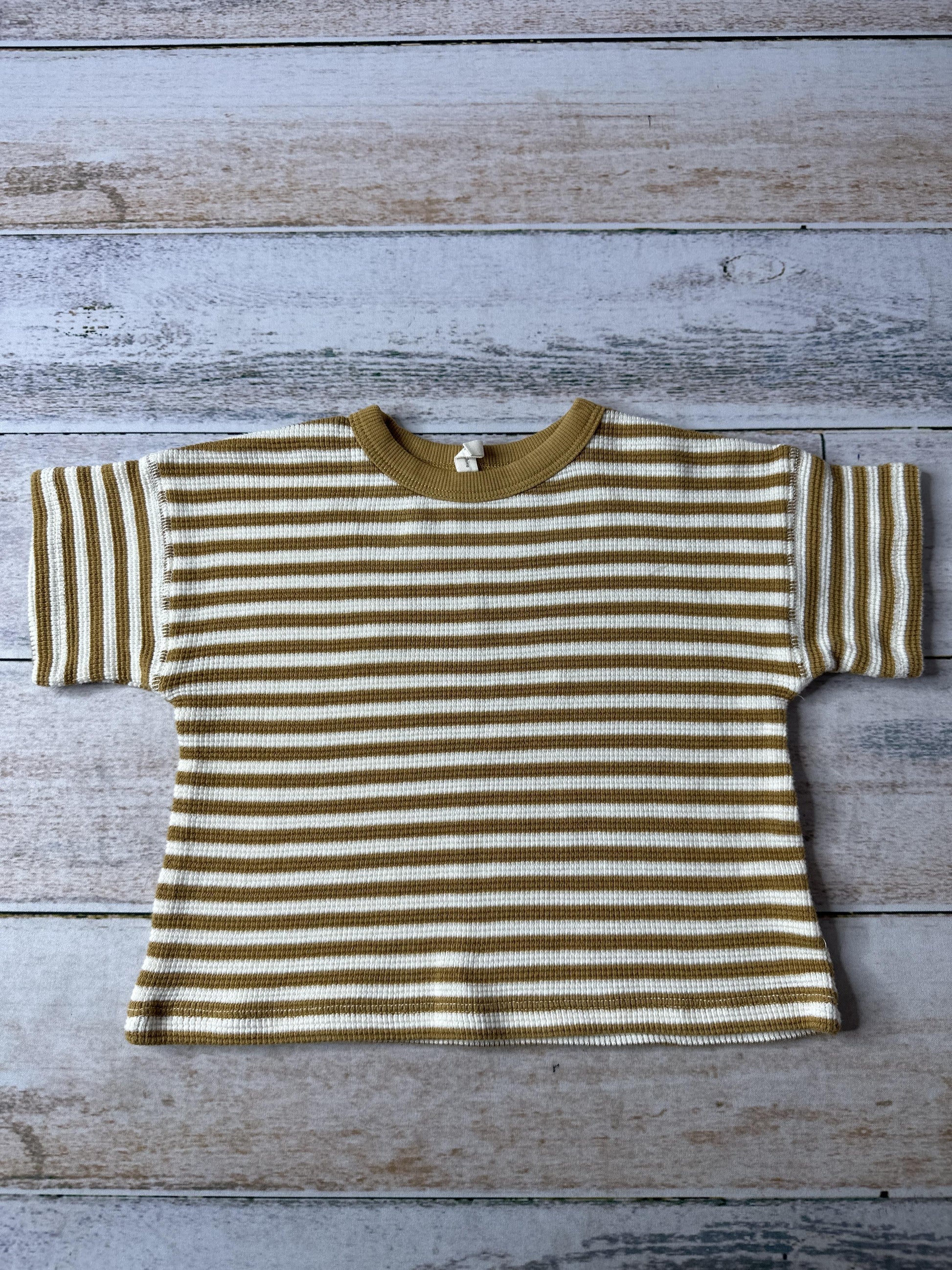 Quincy Mae Boys Brown | cream | Striped T-Shirt Size: 12-18 months Brown | cream | Striped