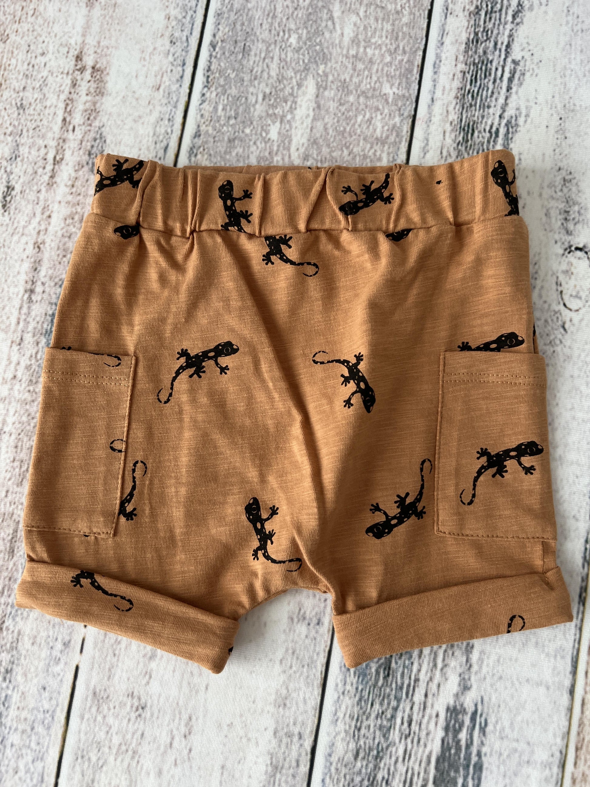 Mini Heroes Boys Brown | Pattern Shorts Size: 6 months Brown | Pattern