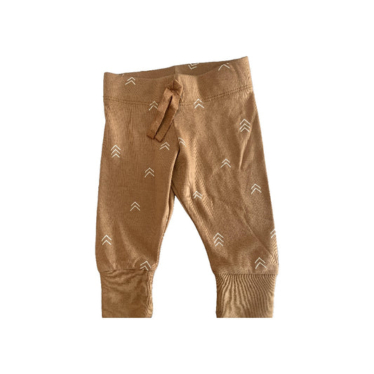 Colored Organics Boys Brown | White | Pattern Pants Size: 0-3 months Brown | White | Pattern