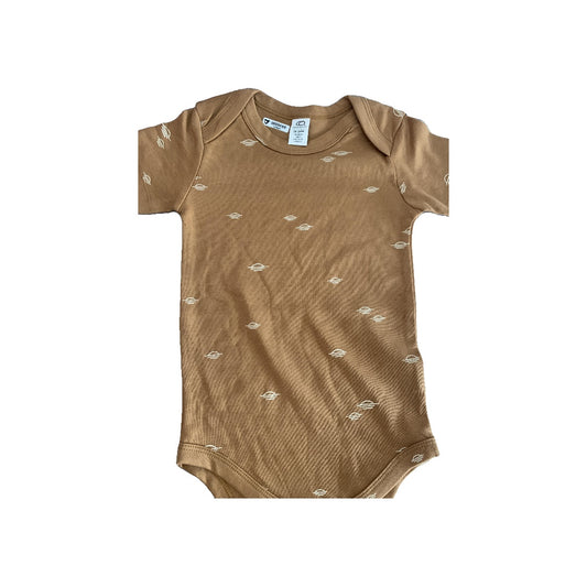 Colored Organics Boys Brown | White | Pattern Onesie Size: 18-24 months Brown | White | Pattern