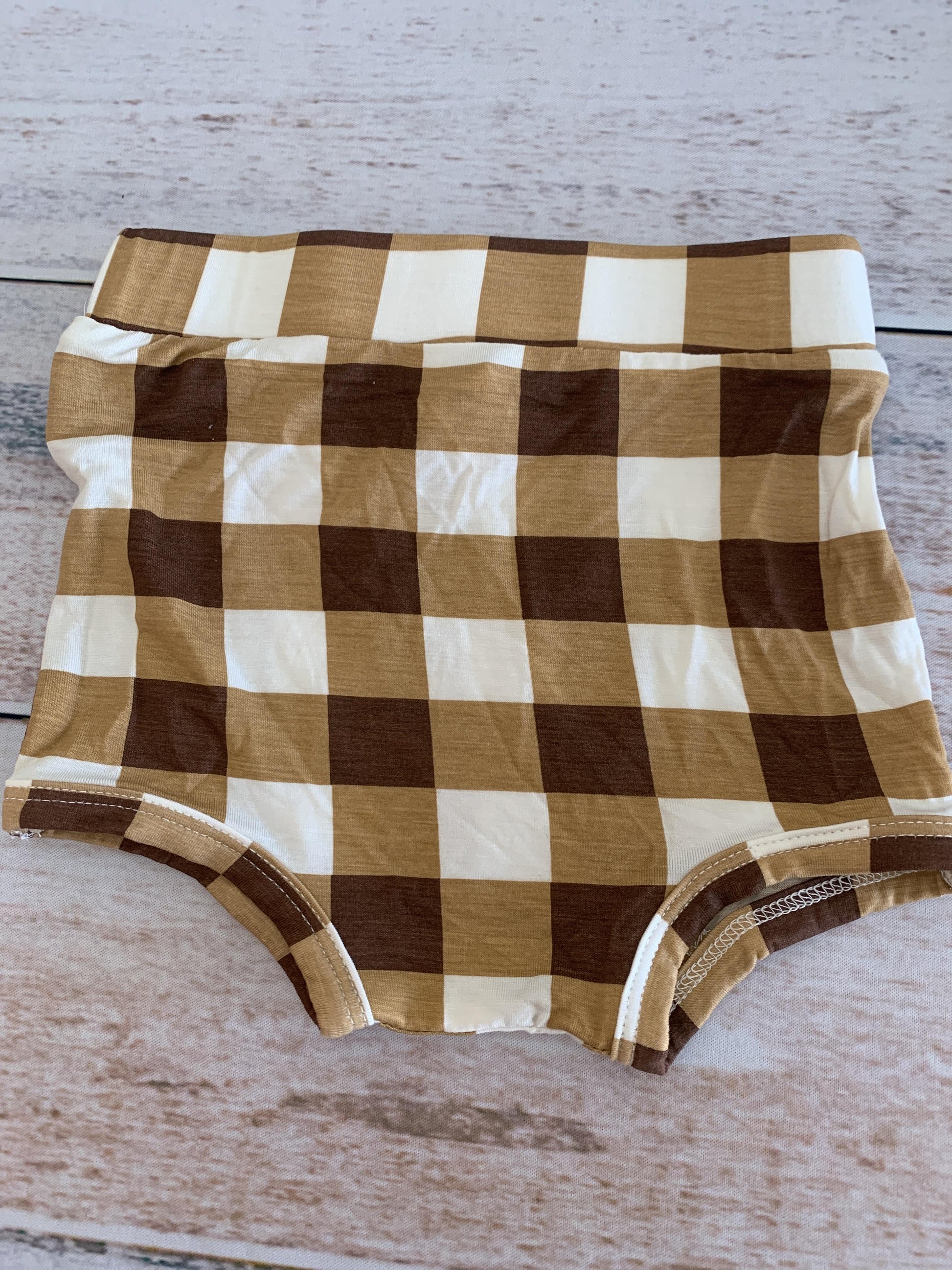 Kate Quinn Girls Brown | White | Tan | plaid Shirt Size: 3-6 months Brown | White | Tan | plaid