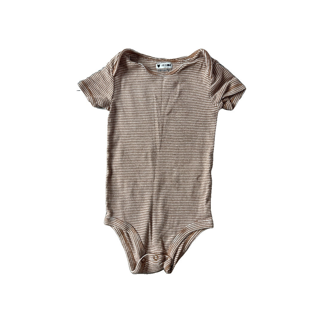 Unisex Brown | White Onesie Size: 18 months Brown | White
