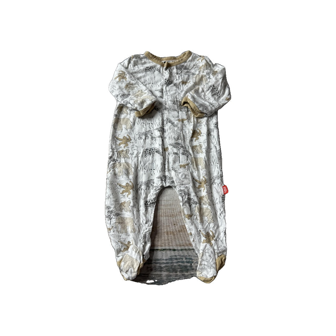 Magnetic Me Boys Brown | White Pajamas Size: Newborn Brown | White