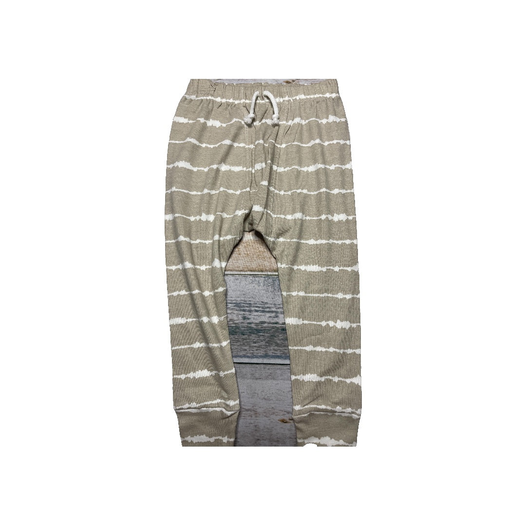 Honest Co Unisex Brown | White Pants Size: 2T Brown | White