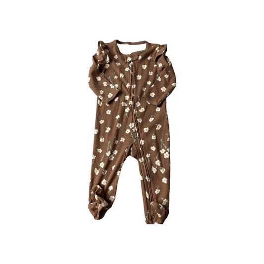 Carters Unisex Brown | White Pajamas Size: 6-9 months Brown | White