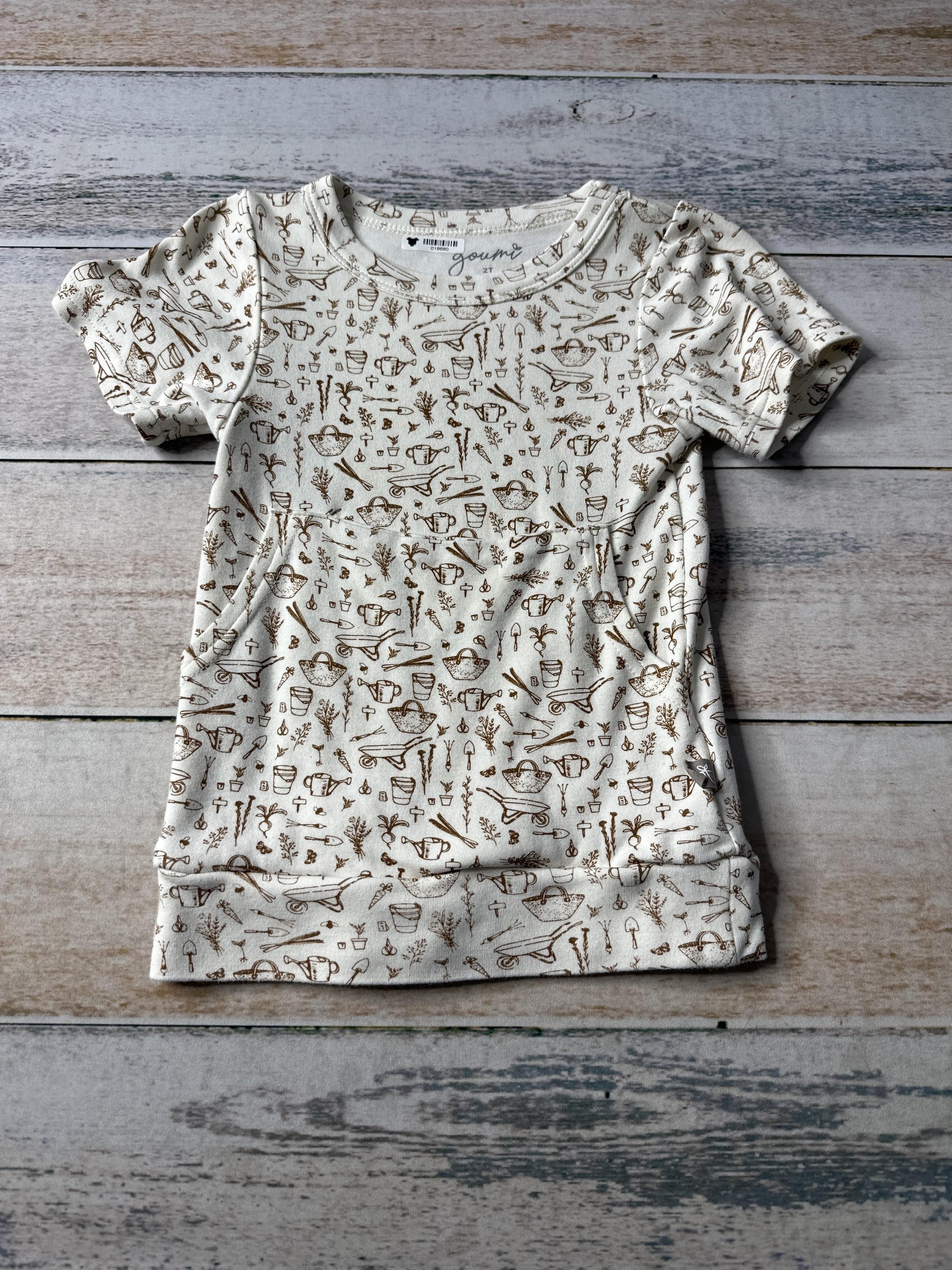Goumi Unisex Brown | White T-Shirt Size: 2T Brown | White