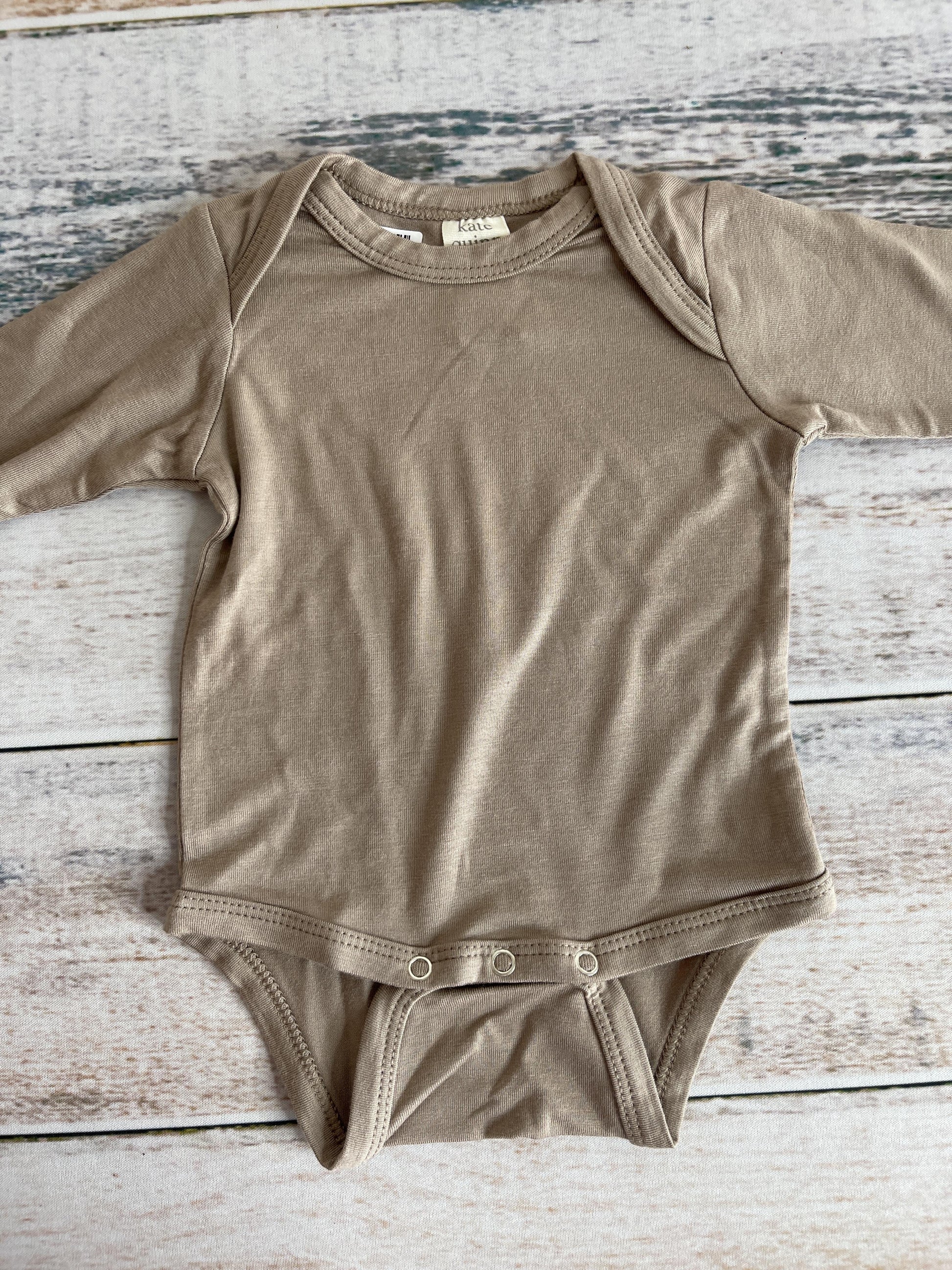 Kate Quinn Boys Brown Onesie Size: Newborn Brown