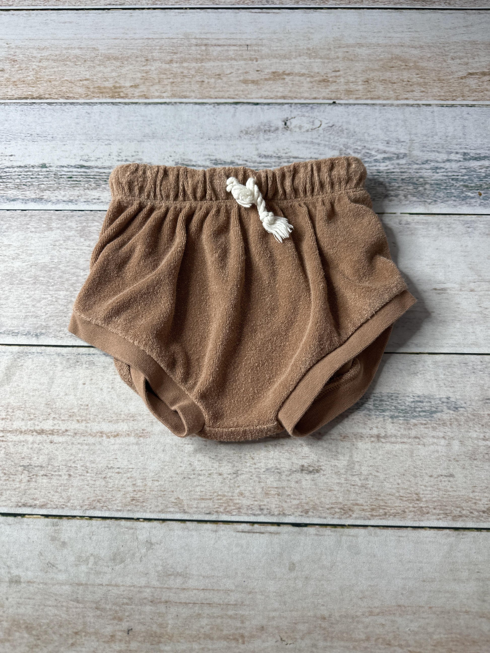 Quincy Mae Unisex Brown Shirt Size: 18-24 months Brown