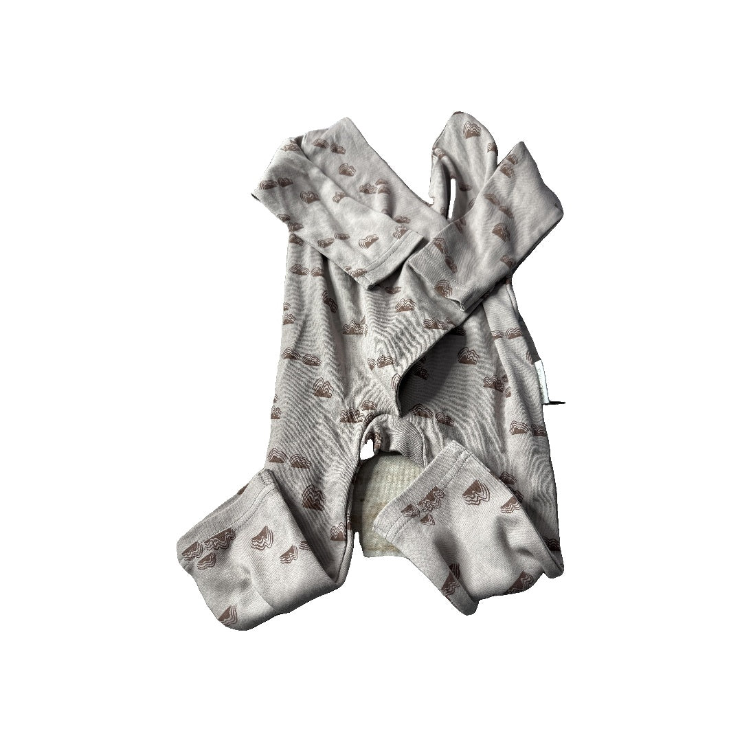 Bebenca Unisex Brown Long Sleeve Outfit Size: 6-9 months Brown