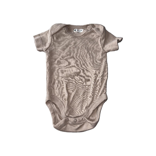 Mac and Moon Unisex Brown Onesie Size: 3 months Brown