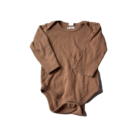Colored Organics Unisex Brown Onesie Size: 12-18 months Brown