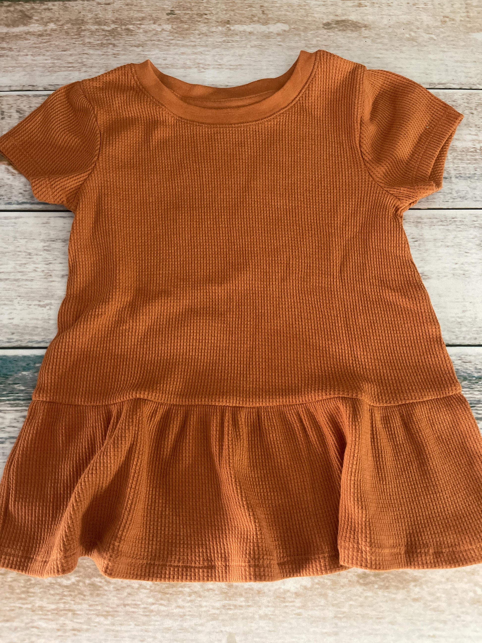 Cat & Jack Girls Brown T-Shirt Size: 5 Brown