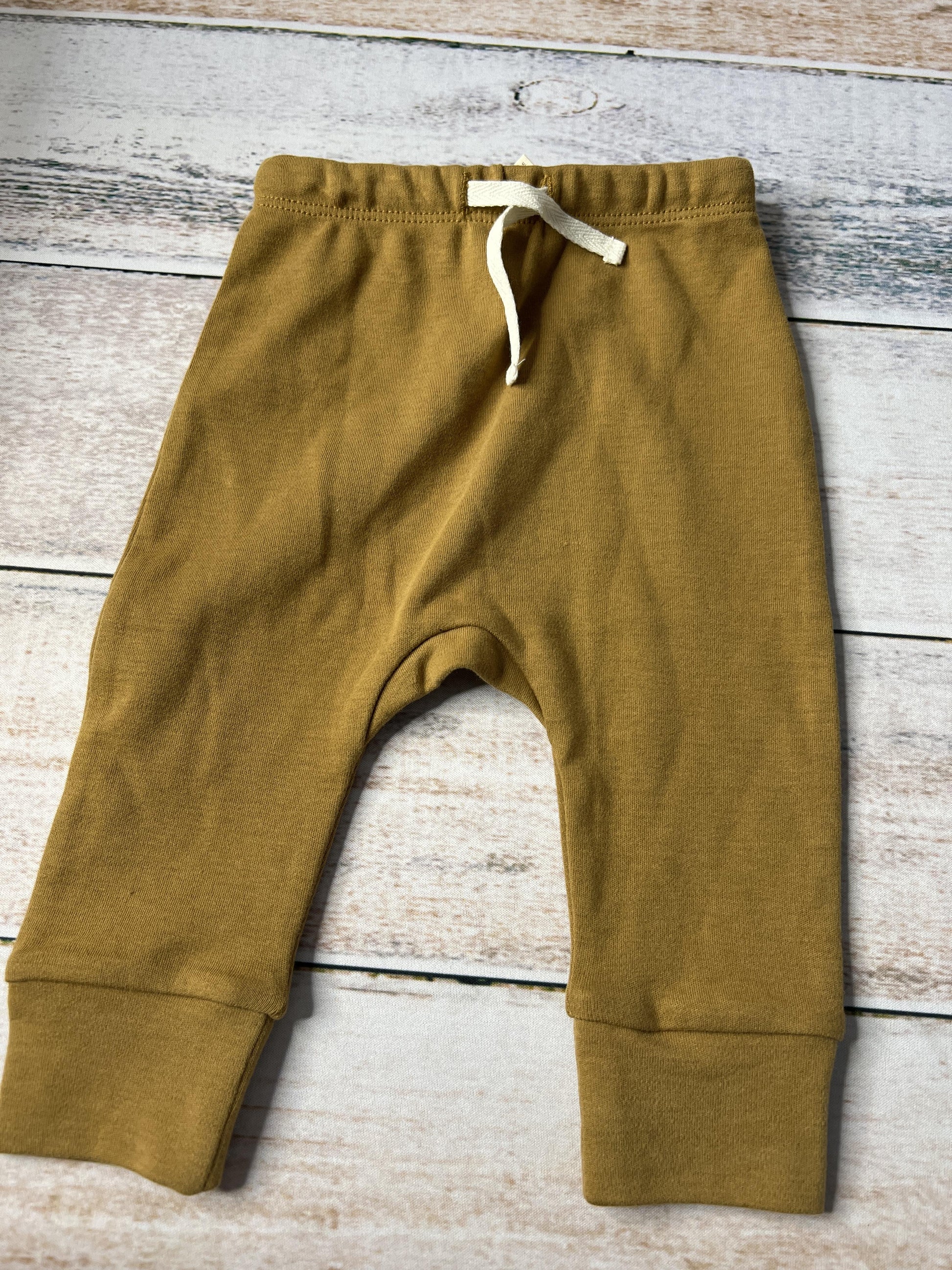 Quincy Mae Unisex Brown Pants Size: 6-12 months Brown