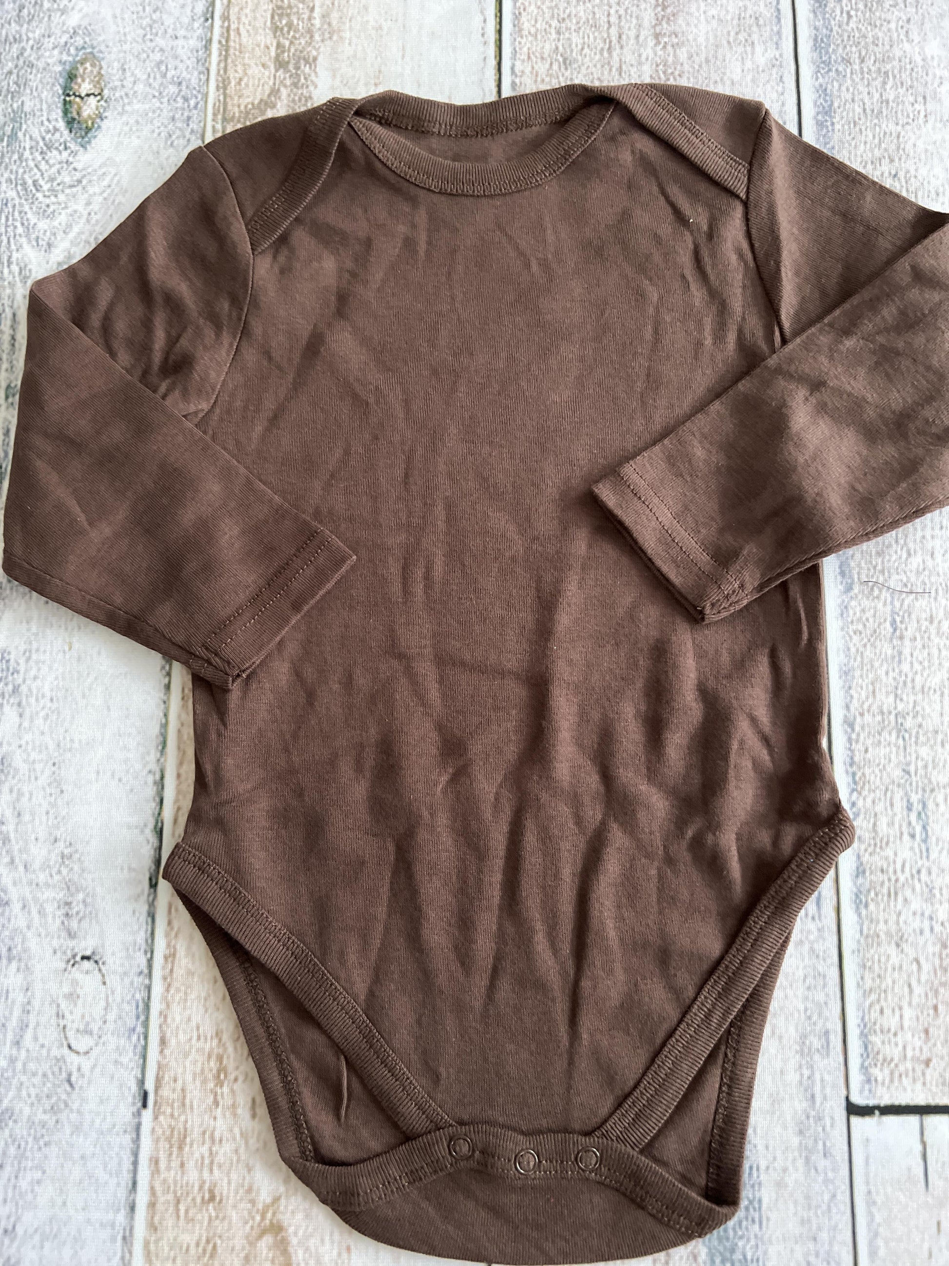 Leveret Boys Brown Onesie Size: 12-18 months Brown