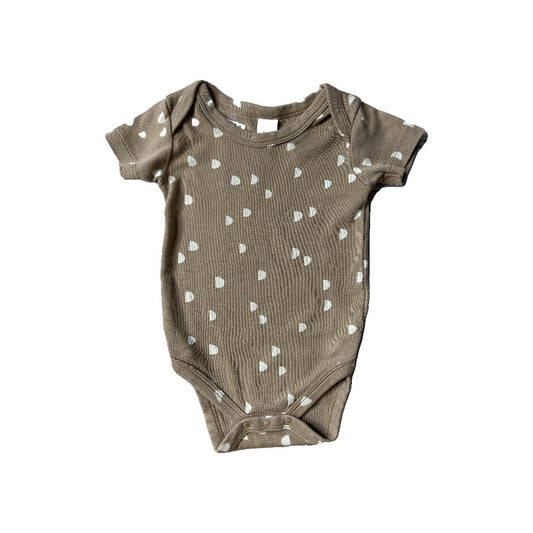 Colored Organics Unisex Brown Onesie Size: 6-12 months Brown