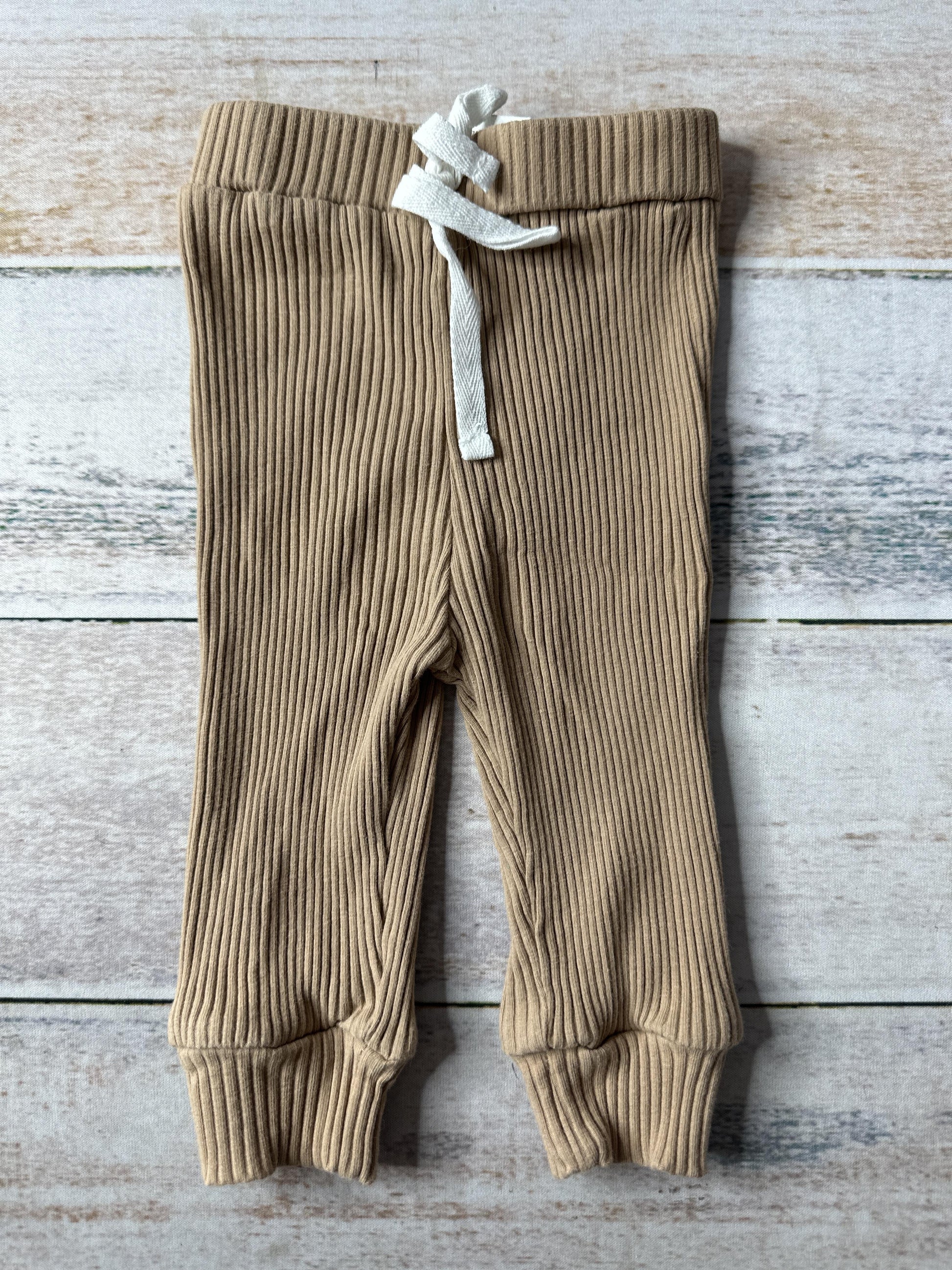 Unisex Brown Pants Size: 3-6 months Brown