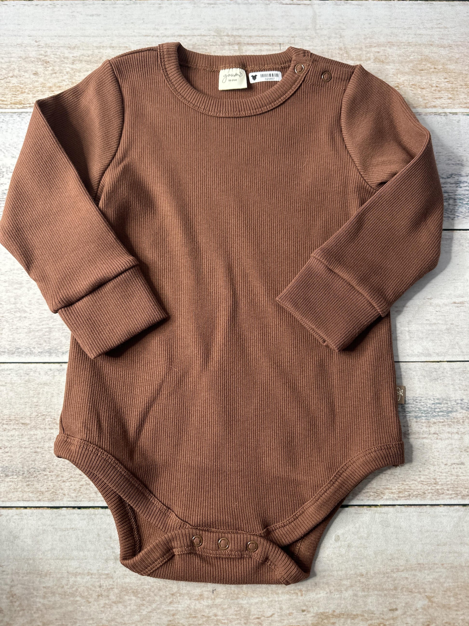 Goumi Unisex Brown Onesie Size: 18-24 months Brown