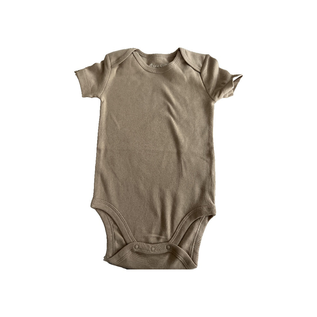 Unisex Brown Onesie Size: 18 months Brown