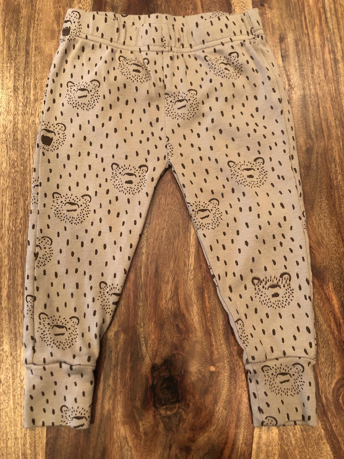 Oliver & Rain Girls Brown Pajamas Size: 2T Brown