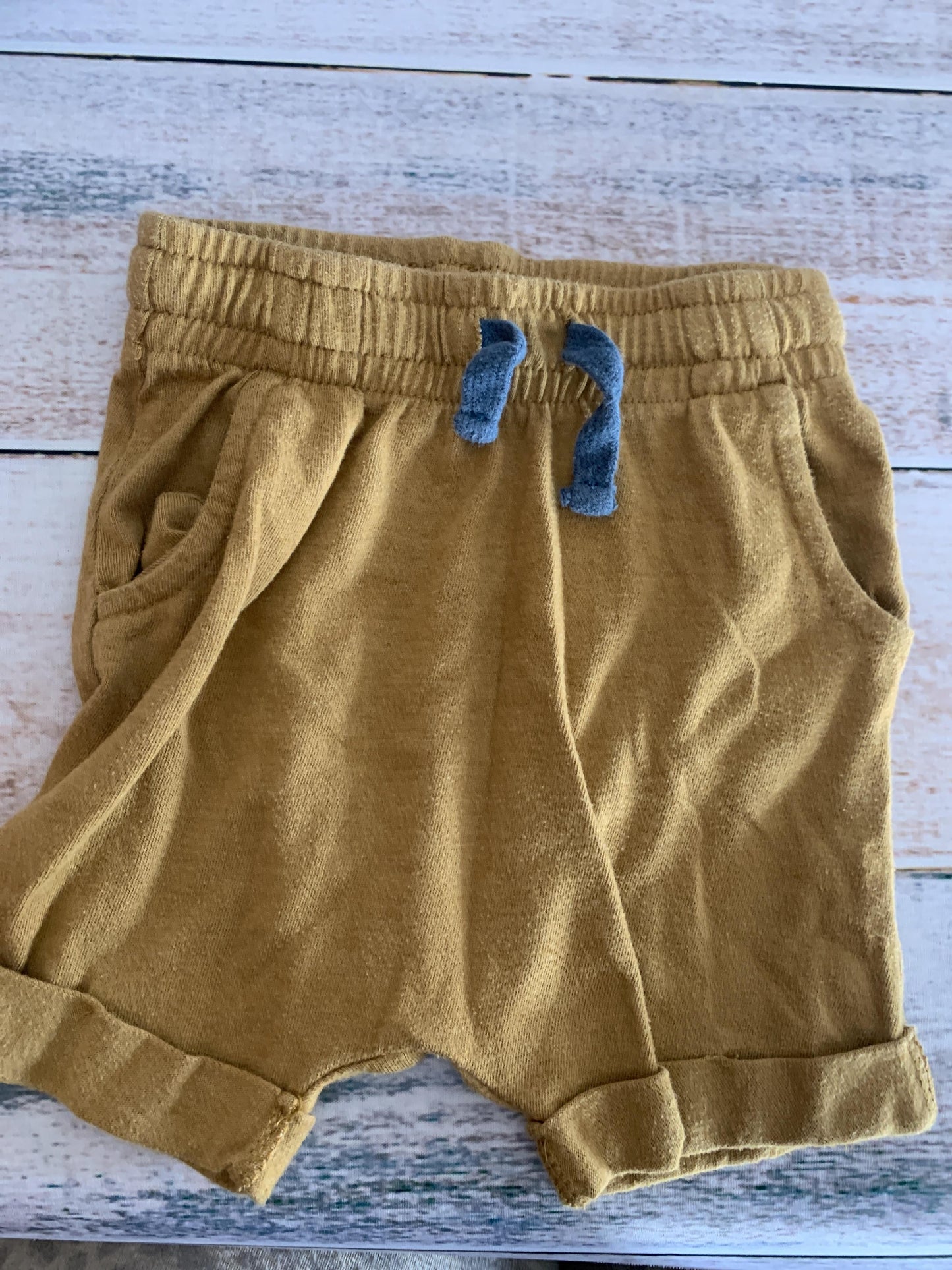 Cat & Jack Boys Brown Shorts Size: 2 years Brown