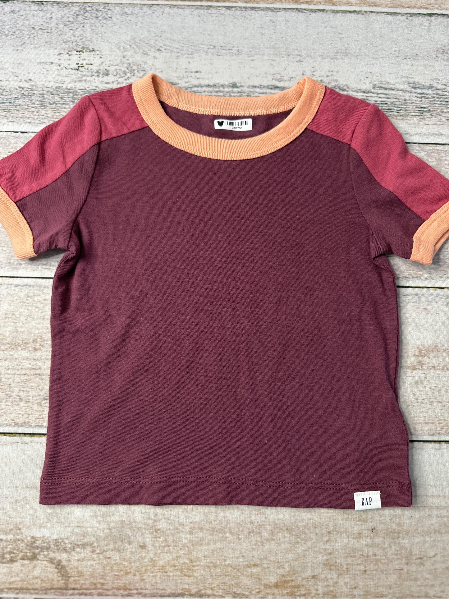 Gap Unisex Burgundy | Coral T-Shirt Size: 12-18 months Burgundy | Coral