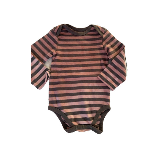 Kidential Girls Burgundy | Grey | Stripe | Tie Dye Onesie Size: 6-9 months Burgundy | Grey | Stripe | Tie Dye
