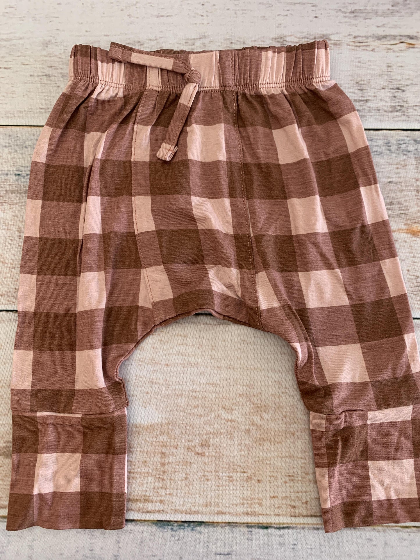 Kate Quinn Girls Burgundy | pink | plaid Pants Size: 0-3 months Burgundy | pink | plaid