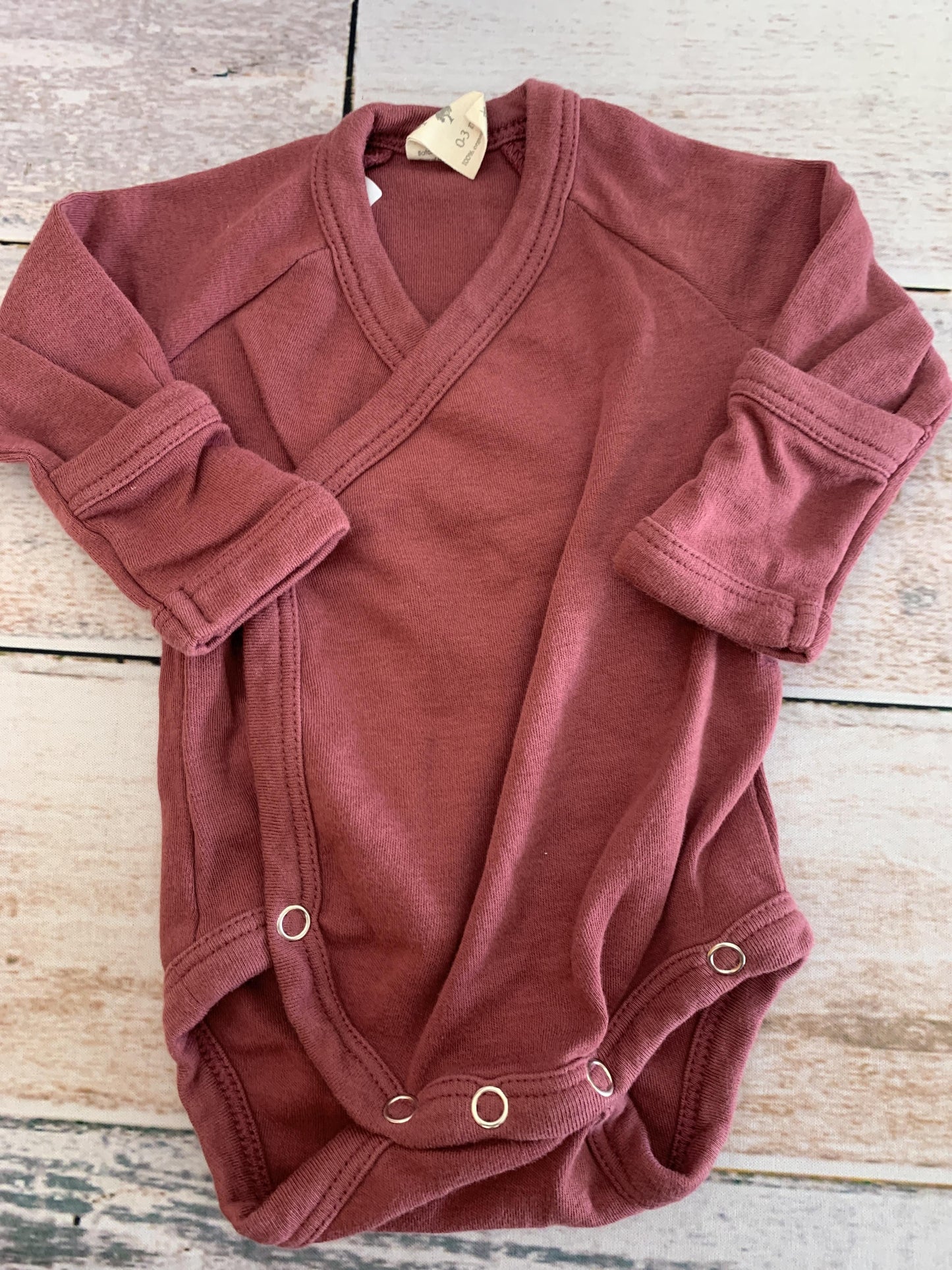 Kate Quinn Girls Burgundy | purple Onesie Size: 0-3 months Burgundy | purple