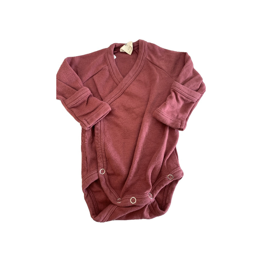 Kate Quinn Girls Burgundy | purple Onesie Size: 0-3 months Burgundy | purple