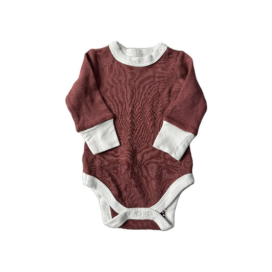 Goumi Unisex Burgundy Onesie Size: 0-3 months Burgundy