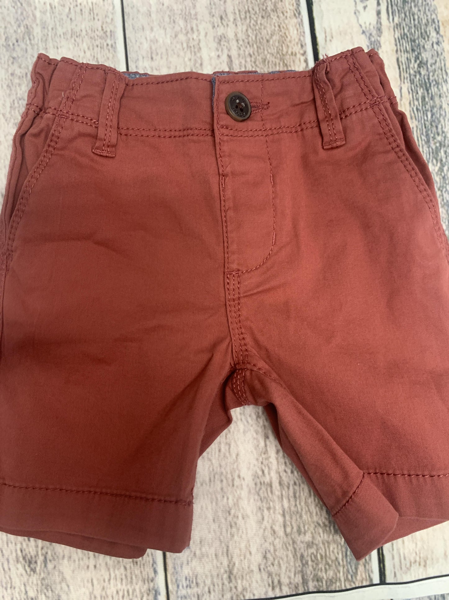 OshKosh Boys Burgundy Shorts Size: 2T Burgundy