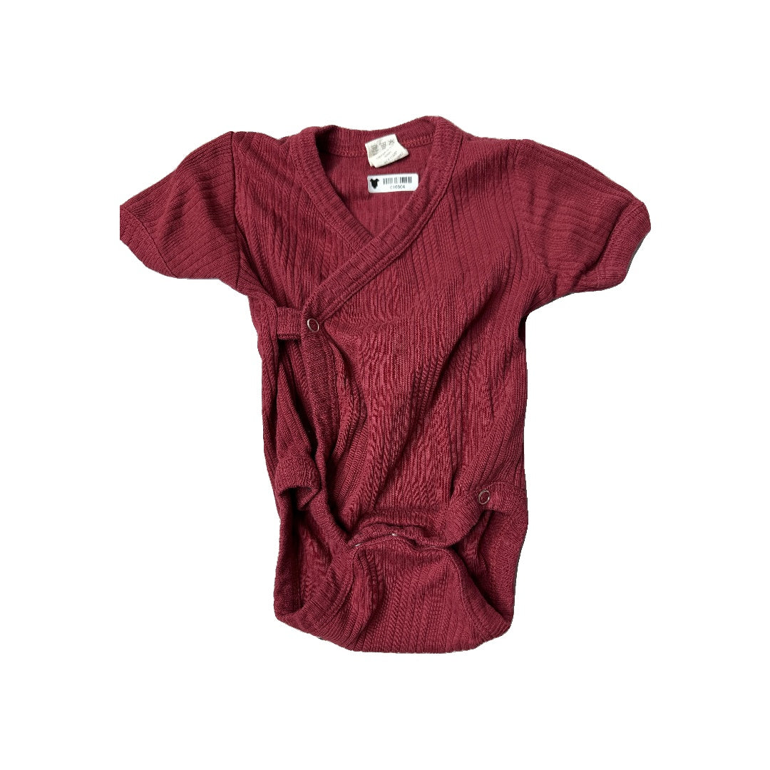 Kate Quinn Girls Burgundy Onesie Size: 0-3 months Burgundy