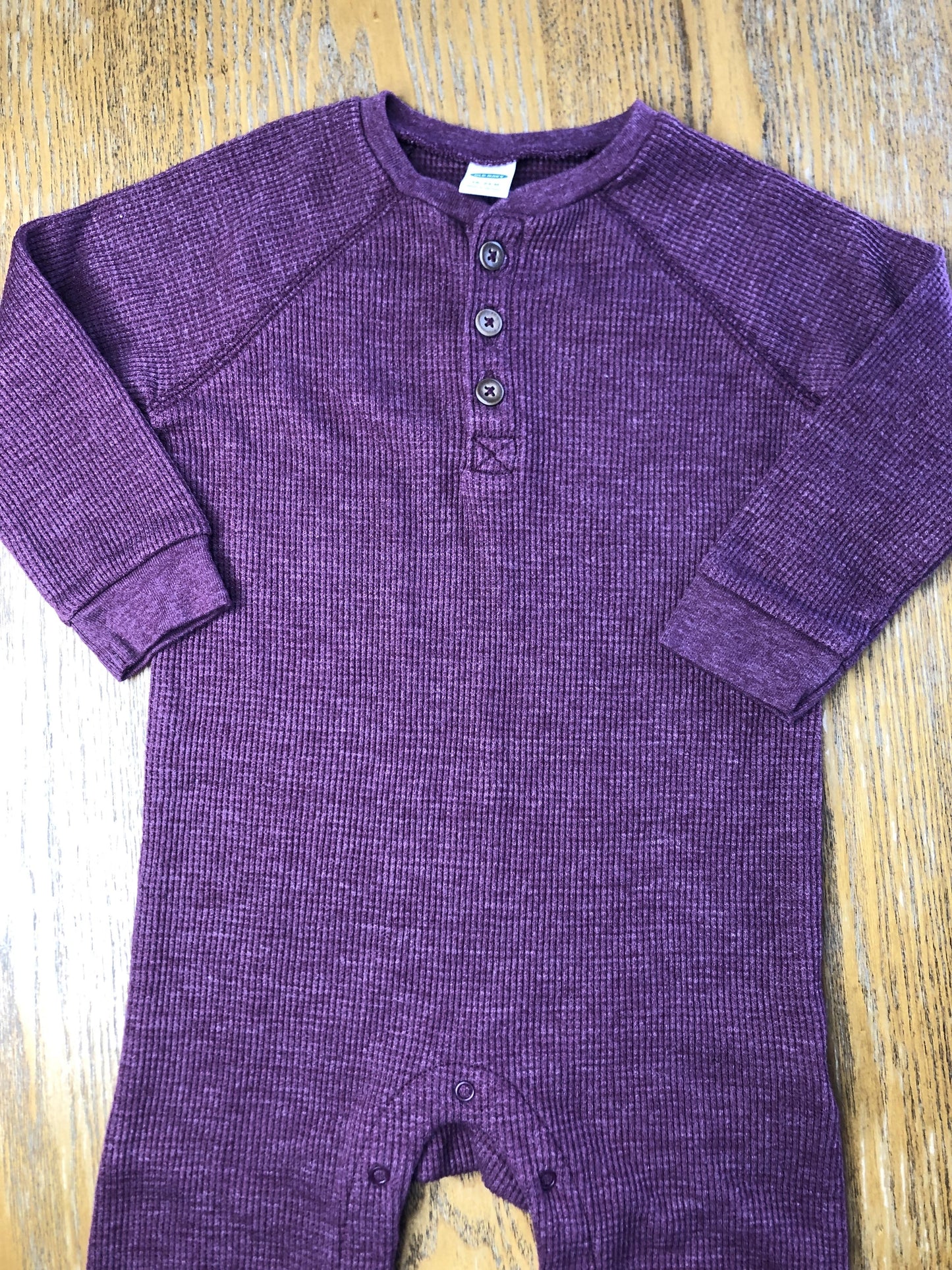 Old Navy Unisex Burgundy Long Sleeve Outfit Size: 18-24 months Burgundy