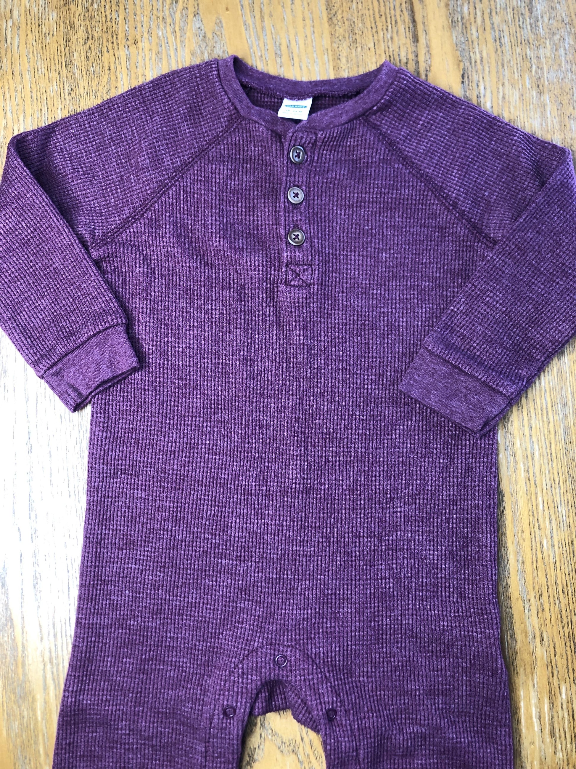 Old Navy Unisex Burgundy Long Sleeve Outfit Size: 18-24 months Burgundy