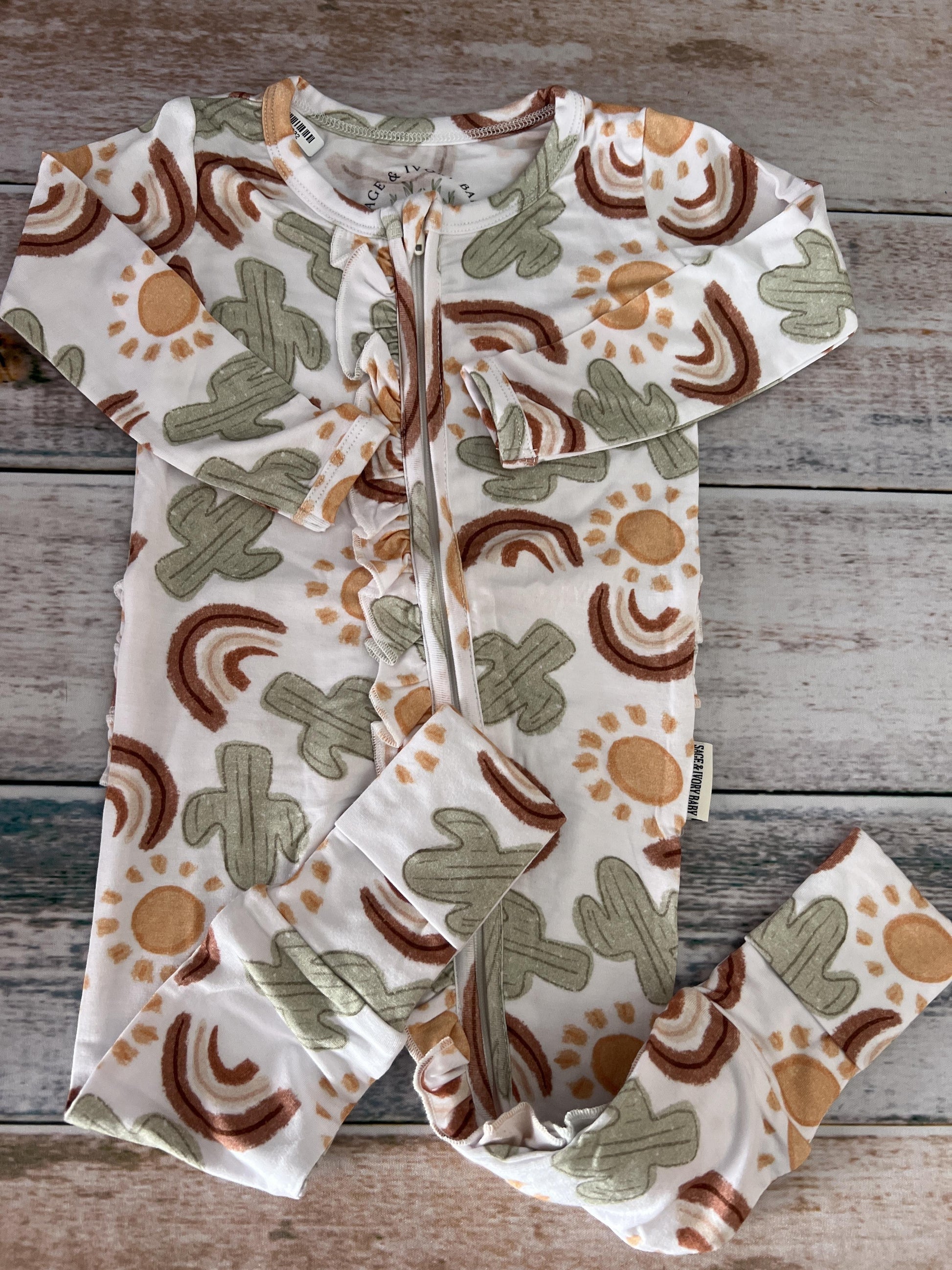 Sage and Ivory Unisex Cactus Pajamas Size: 6-12 months Cactus