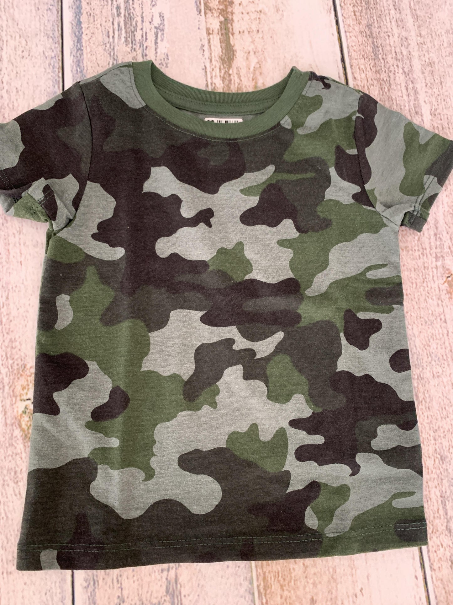 Cat & Jack Boys Camo T-Shirt Size: 18 months Camo
