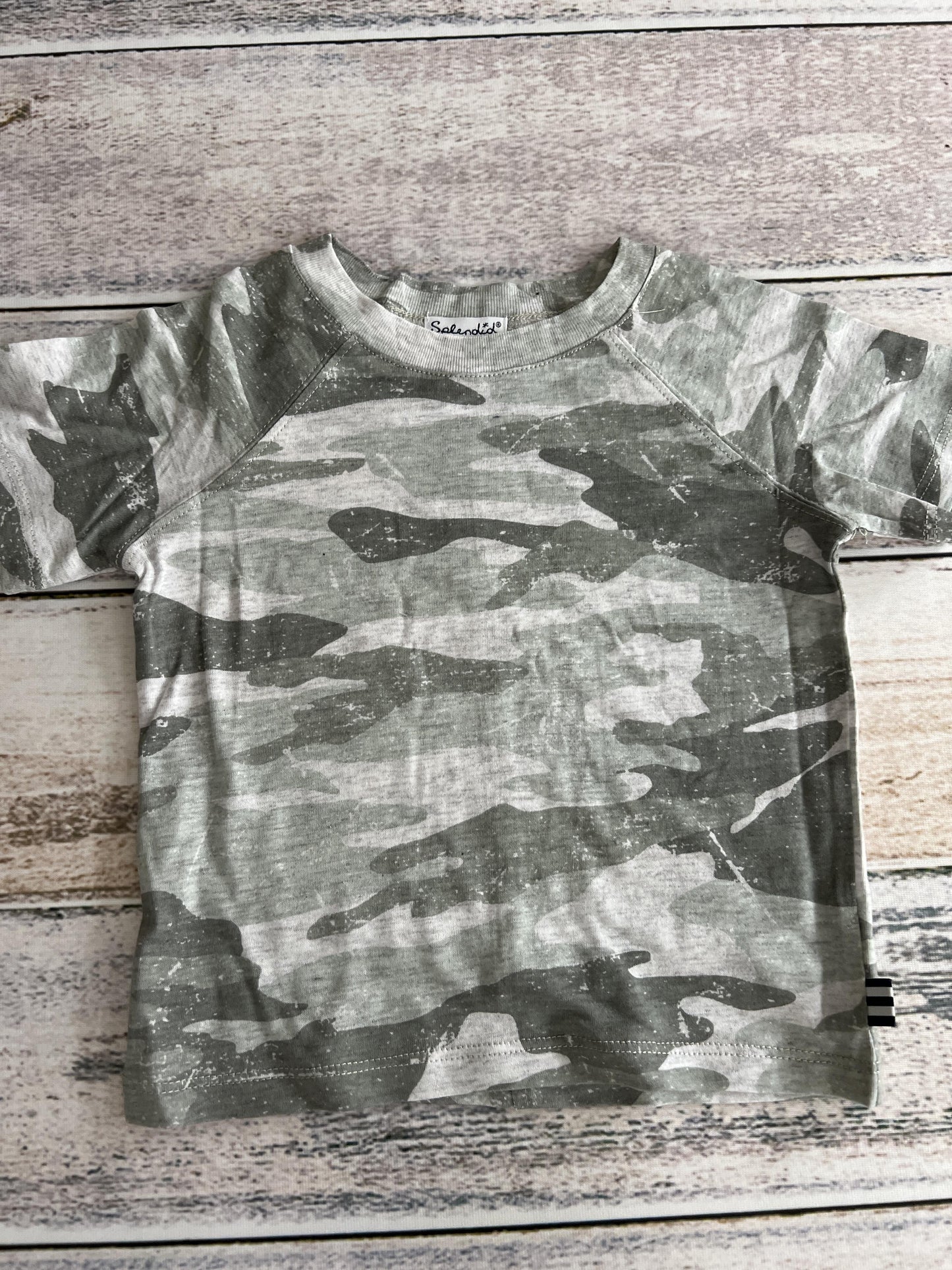 Splendid Boys Camo T-Shirt Size: 18-24 months Camo