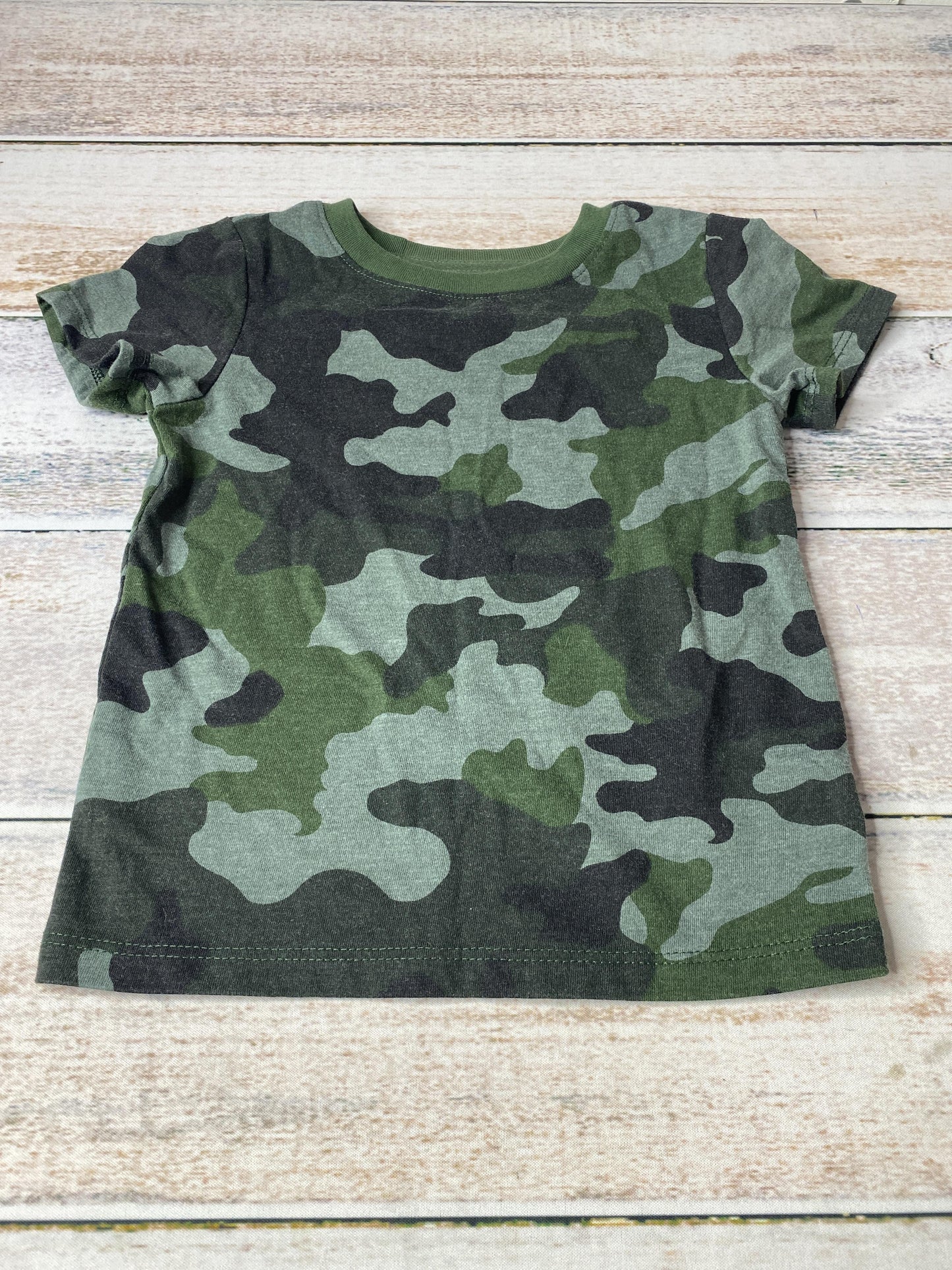 Cat & Jack Boys Camo T-Shirt Size: 18 months Camo