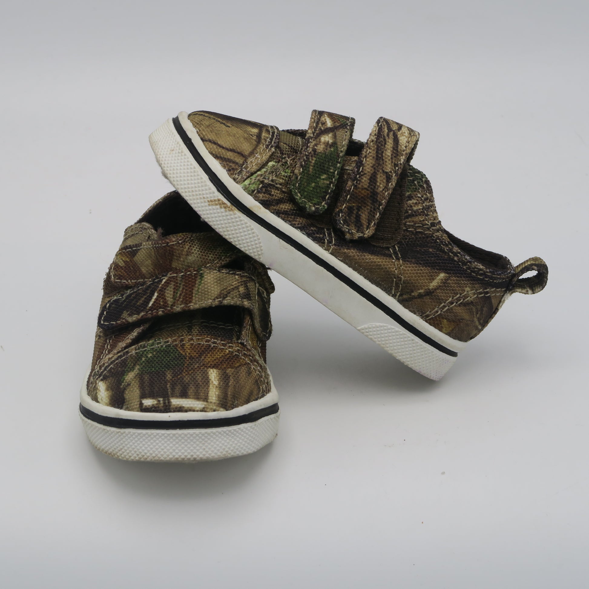 Realtree Boys Camo Sneakers Size: 2 Toddler Camo