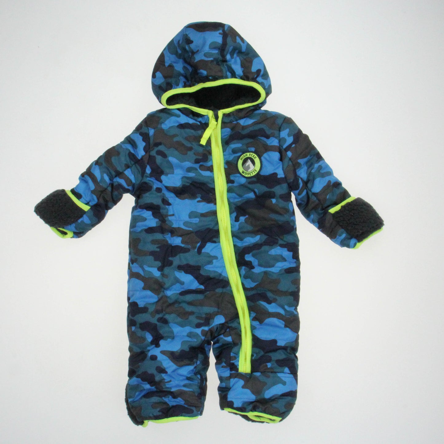 Wippette Kids Boys Camo Bunting Size: 6-9 Months