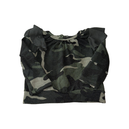 LA Made Girls Camo Sweater Size: 3-6 months Camo