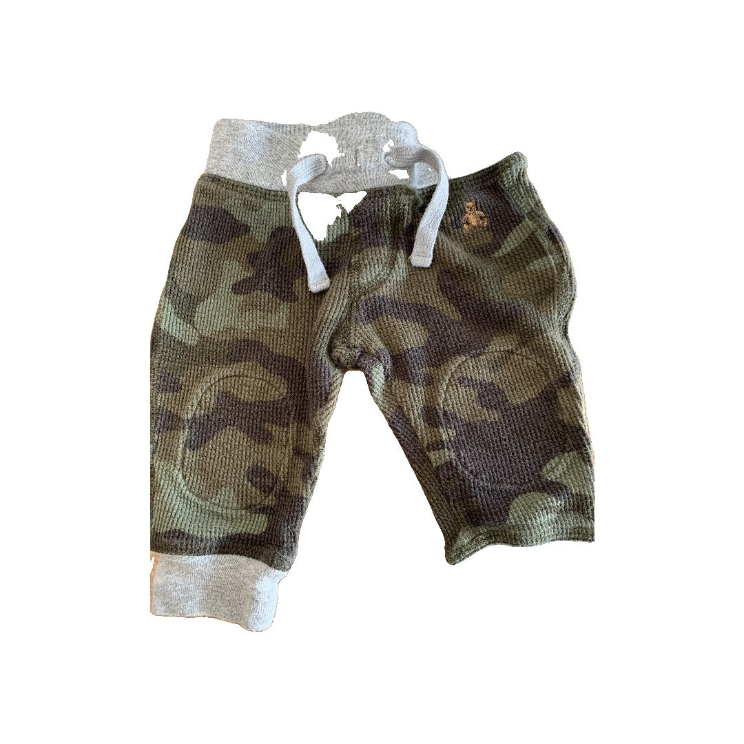 Boys Camo Pants Size: 3-6 months Camo