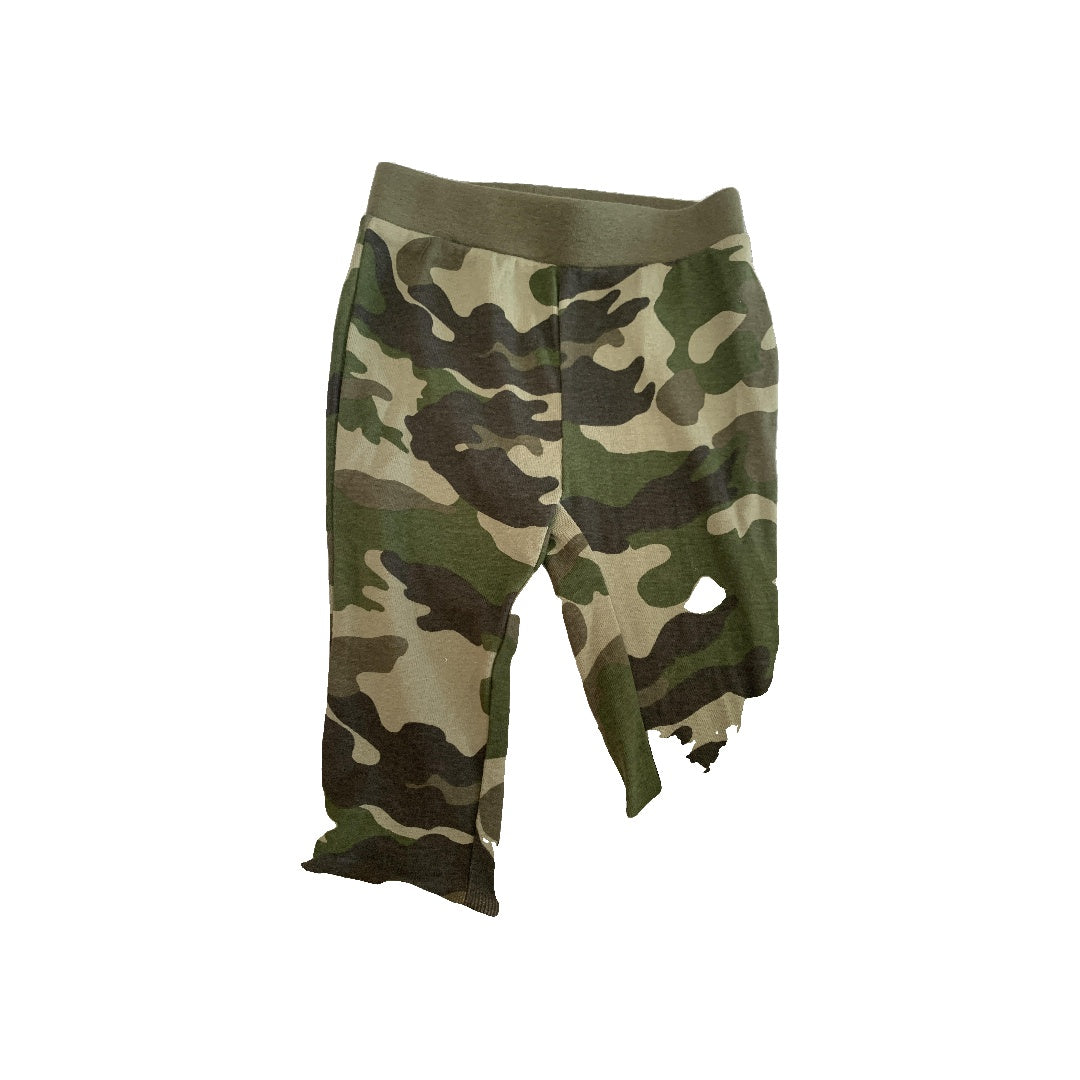 Old Navy Unisex Camo Pants Size: 12-18 months Camo