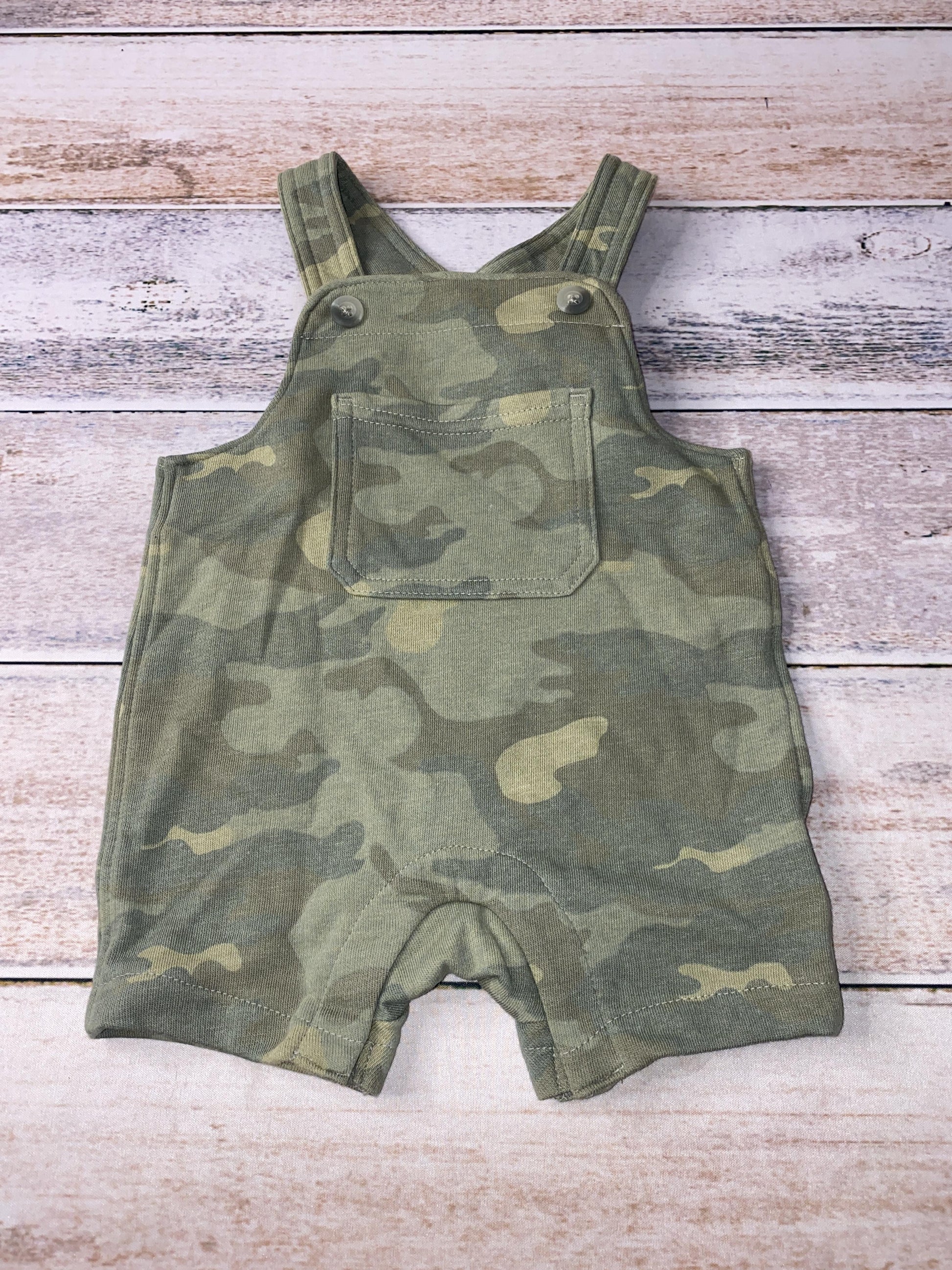 Old Navy Boys Camo Overalls Size: 3-6 months Camo