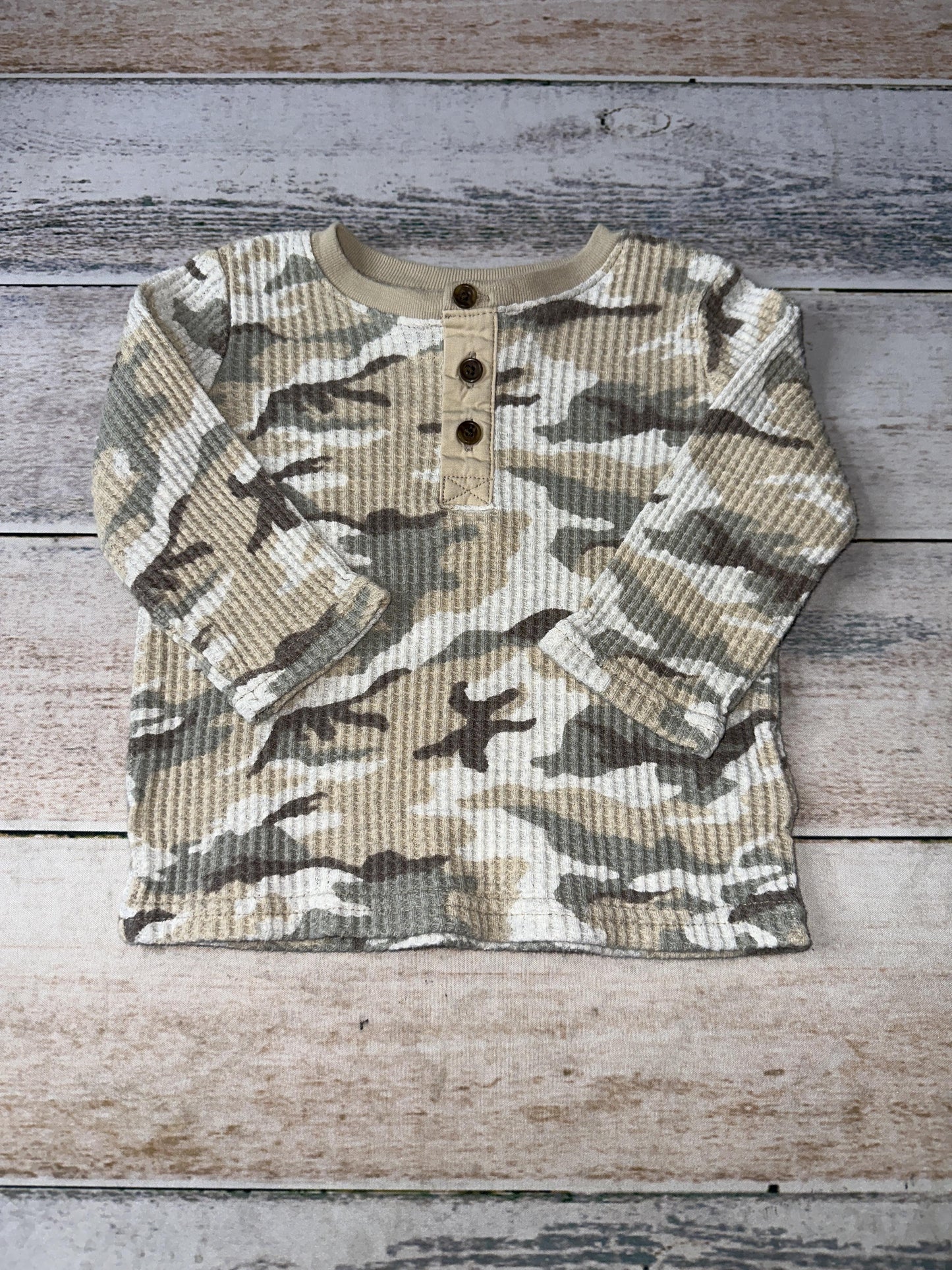 Old Navy Boys Camo Long Sleeve T-Shirt Size: 6-12 months Camo