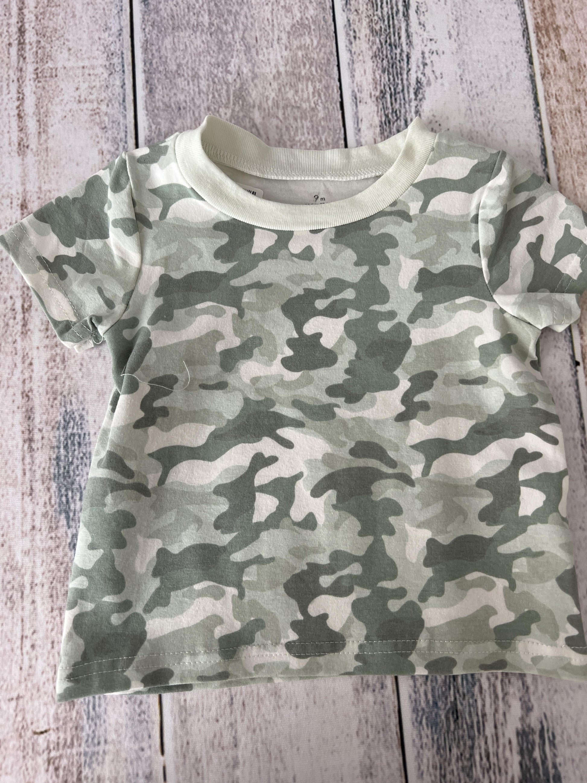 Baby Starters Boys Camo T-Shirt Size: 9 months Camo