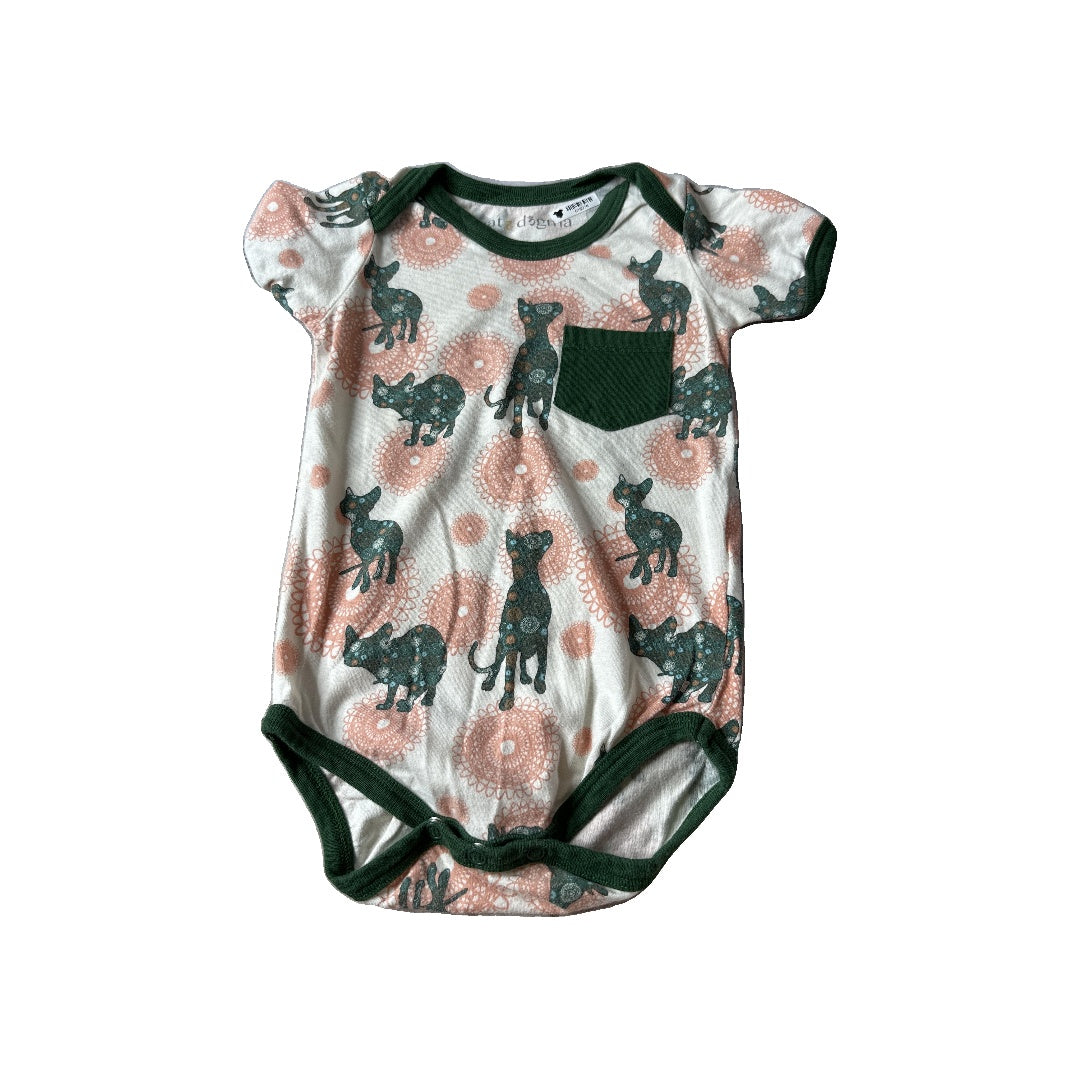 Cat & Dogma Girls Cat | Whimsical | pink | green Onesie Size: 12-18 months Cat | Whimsical | pink | green