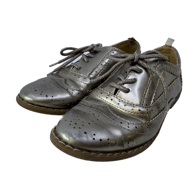 Gap Girls Champagne Shoes Size: 13 Champagne